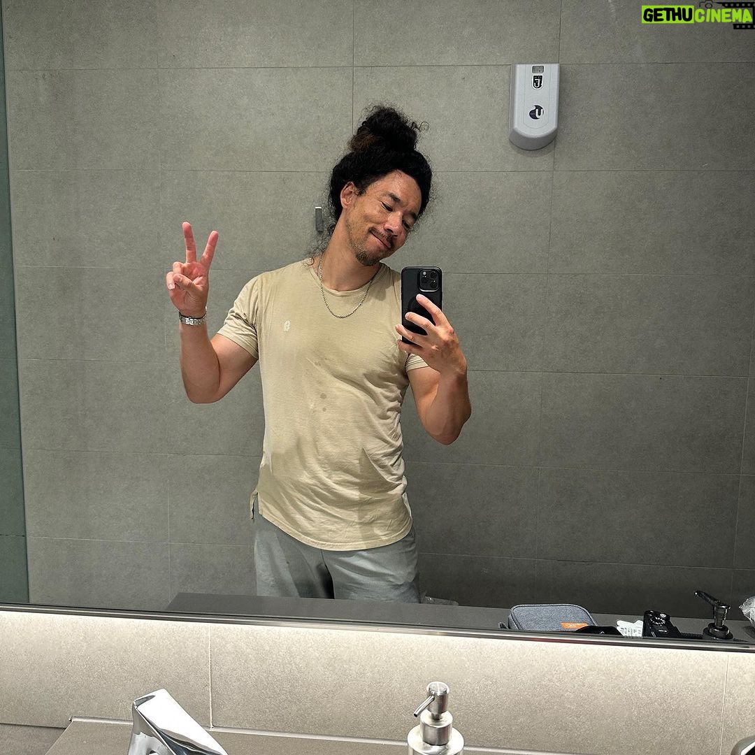 Cole Walliser Instagram - A month of mirror selfies. #amonthofmirrorselfies Worldwide