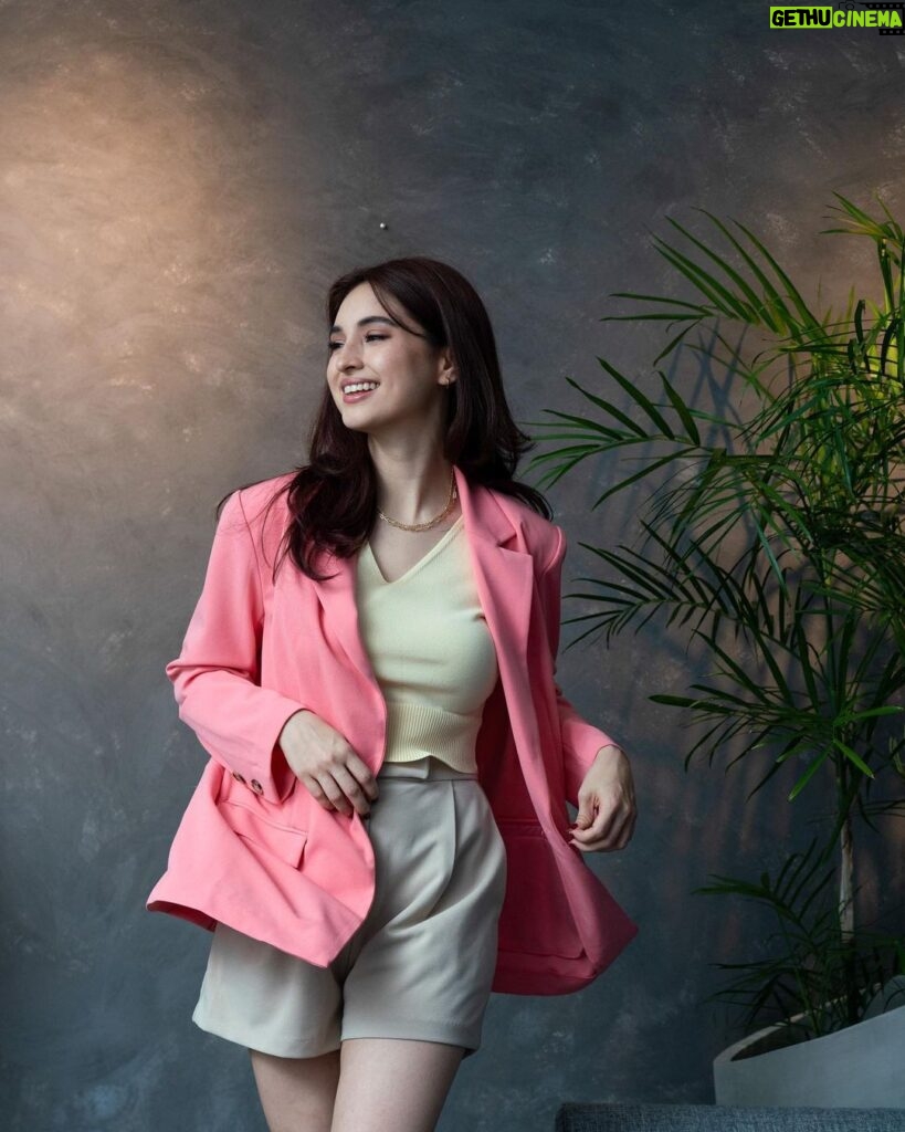 Coleen Garcia-Crawford Instagram - It’s that time of the year! @lovebonito is having their Mid-year Sale from May 31 to June 12, and I hear they’re stripping up to 70% off over 3,000 styles! 😍 It’s the perfect time to shop for everything on your wishlist and elevate your wardrobe at a fraction of the cost! 🤍 @lovebonitoph #welovebonitoph #LBOOTD #LBMidYearSale #LBSaleGems #Haul SHOP THESE LOOKS: Outfit 1: Kalia Classic Tailored Blazer Thorali Knit Crop Top Amita Tailored Shorts Outfit 2: Astreed Square Neck Knit Top Lena Pintuck Tailored Pants Outfit 3: Valena Off Shoulder Contrast Jumpsuit The Astbury