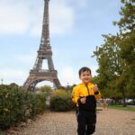 Coleen Garcia-Crawford Instagram - Just the sweetest son ever, running to give Mommy flowers in the most romantic city in the world. 🥹 He learns from the best @billycrawford 😝 Shop his favorite clothes here 👉🏻 @moosegearkids Eiffel Tower, Paris, France