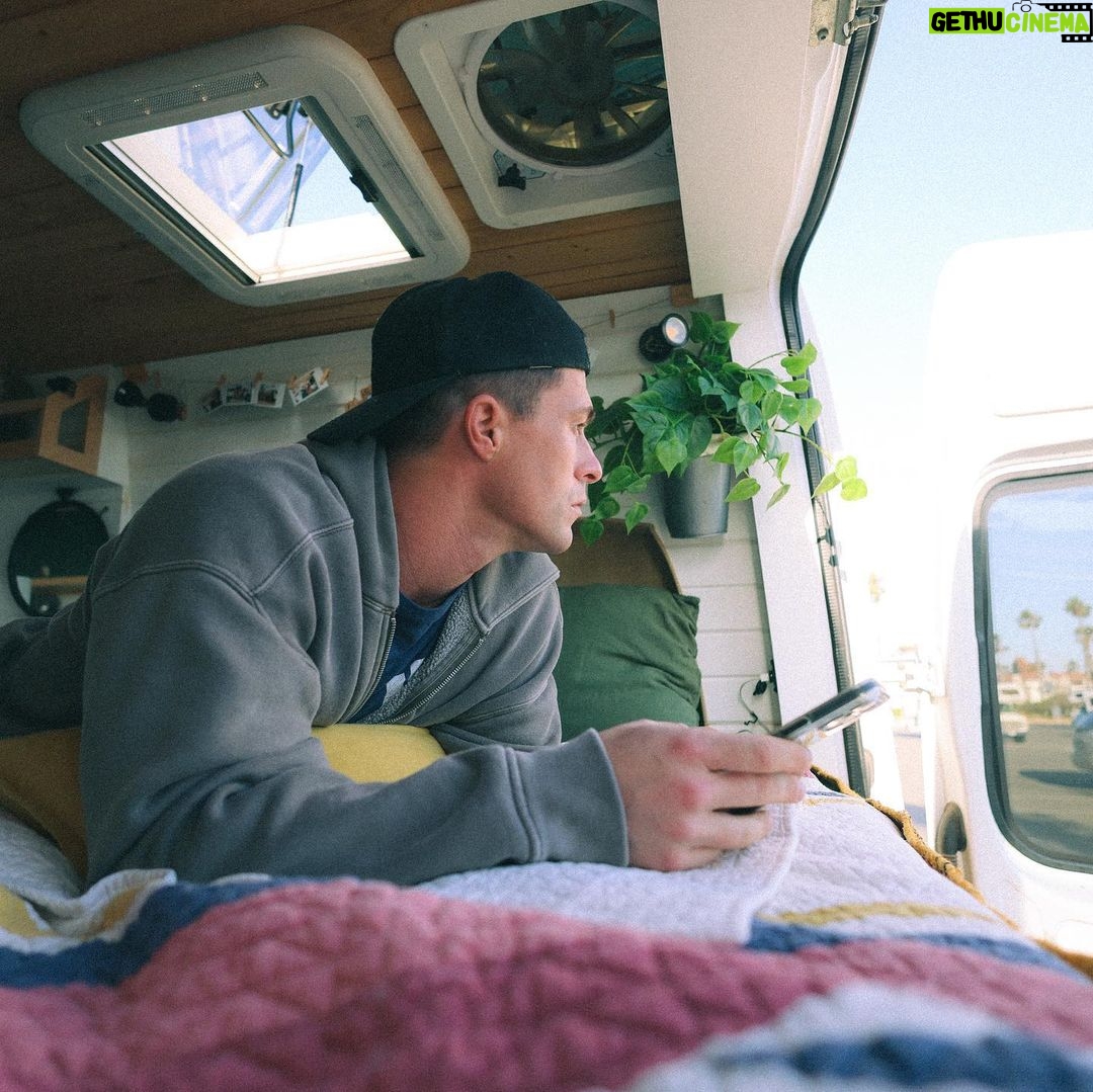 Colton Haynes Instagram - On the road again :) Happy 1st birthday Miss Memory Lane ❤️ Visited a few places that y’all might recognize in my book 😘