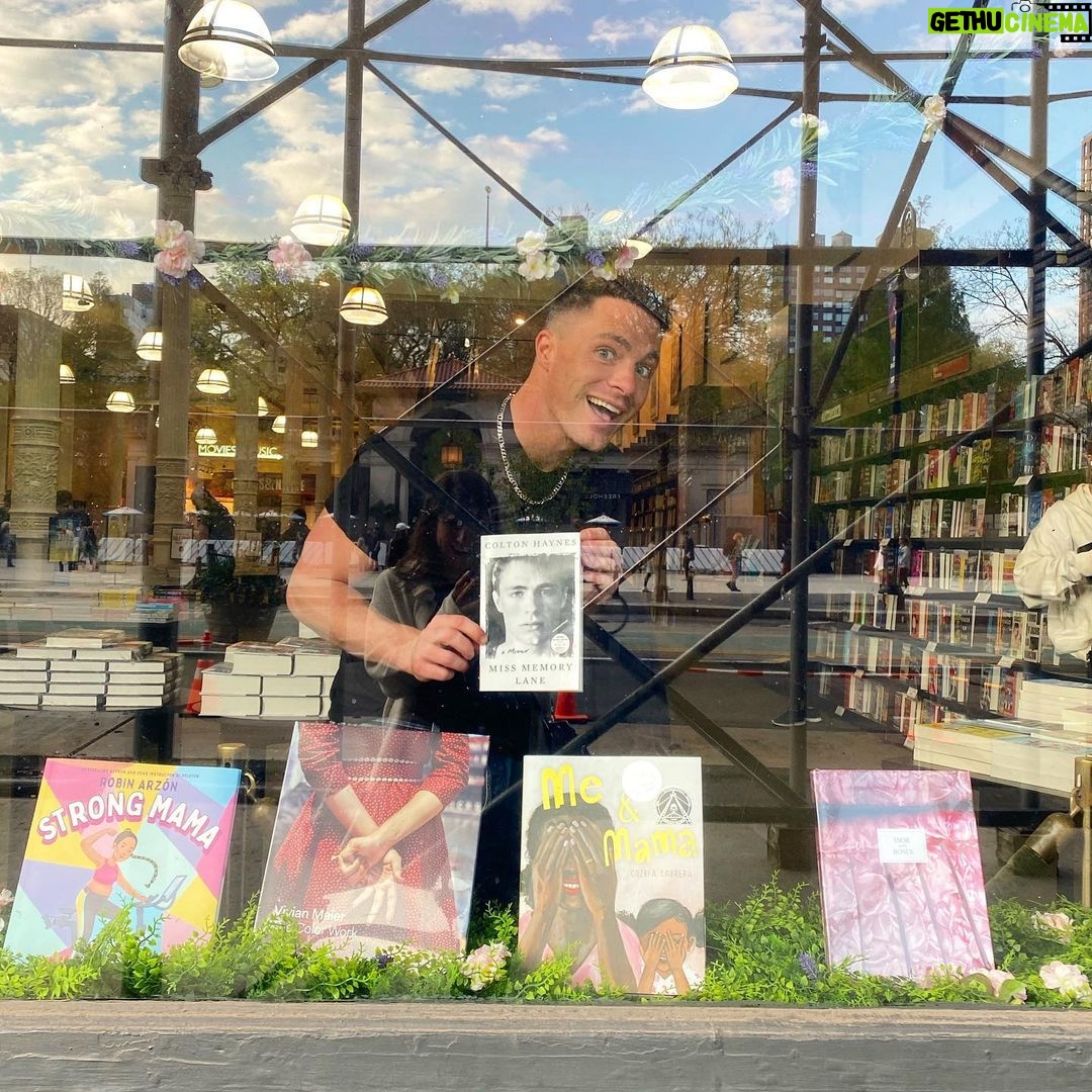 Colton Haynes Instagram - Who’s comin to celebrate w/ me @ the Union Square @barnesandnoble in NYC on May 31st @ 7pm? Pls come so I’m not carrying my book around & making @arielestewart take pics of me with it alone 😂 Hurry & get ur tickets!!! 😘