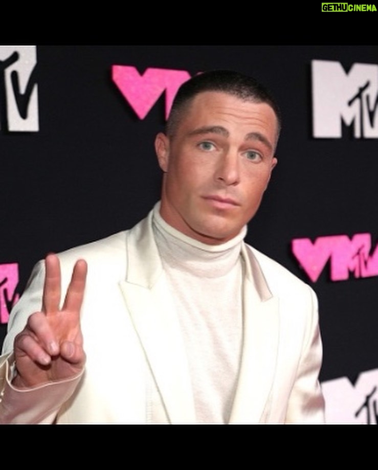 Colton Haynes Instagram - @vmas 🤍 @dior @soniayoungstyle @gettyimages . Always a lovely time with my @mtv fam 🥹🤍