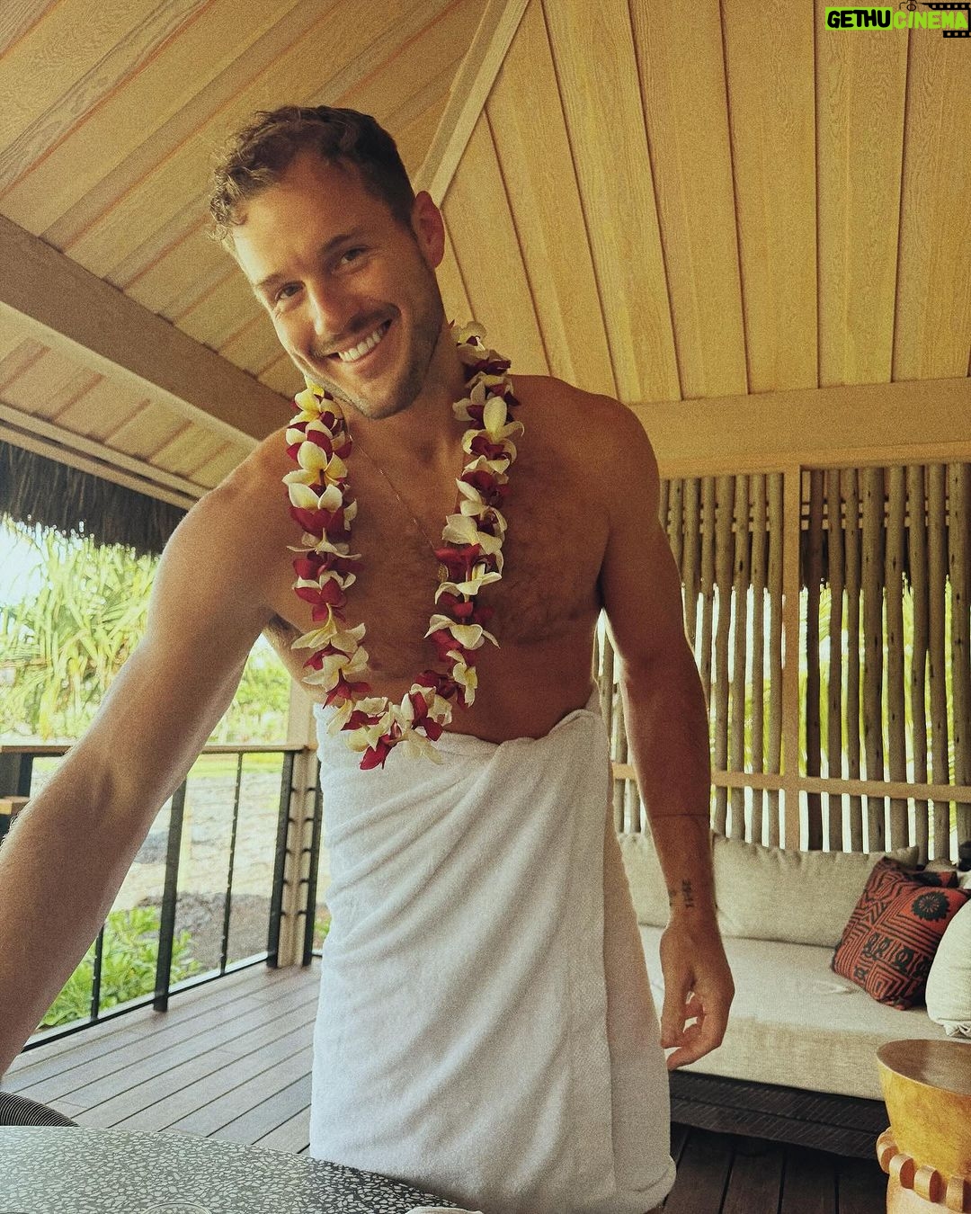 Colton Underwood Instagram - A little Hawaii photo dump on the big island ππ€πΌπΈ @konavillagerosewood