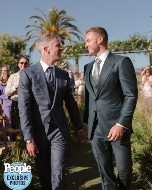 Colton Underwood Instagram - The Brown-Underwoods ❤️
May 13th 2023

📸 @oliviaraejameswed