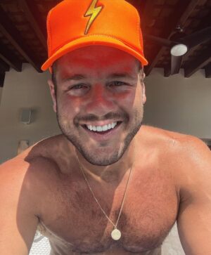 Colton Underwood Instagram - “I'm thinking once I learn to grow right where I'm planted…that's when life starts getting good” ⚡️