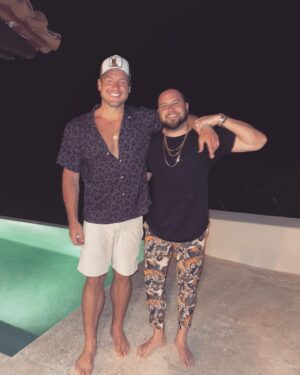 Colton Underwood Instagram - a day in paradise. my soulcation ♥️ @fspuntamita