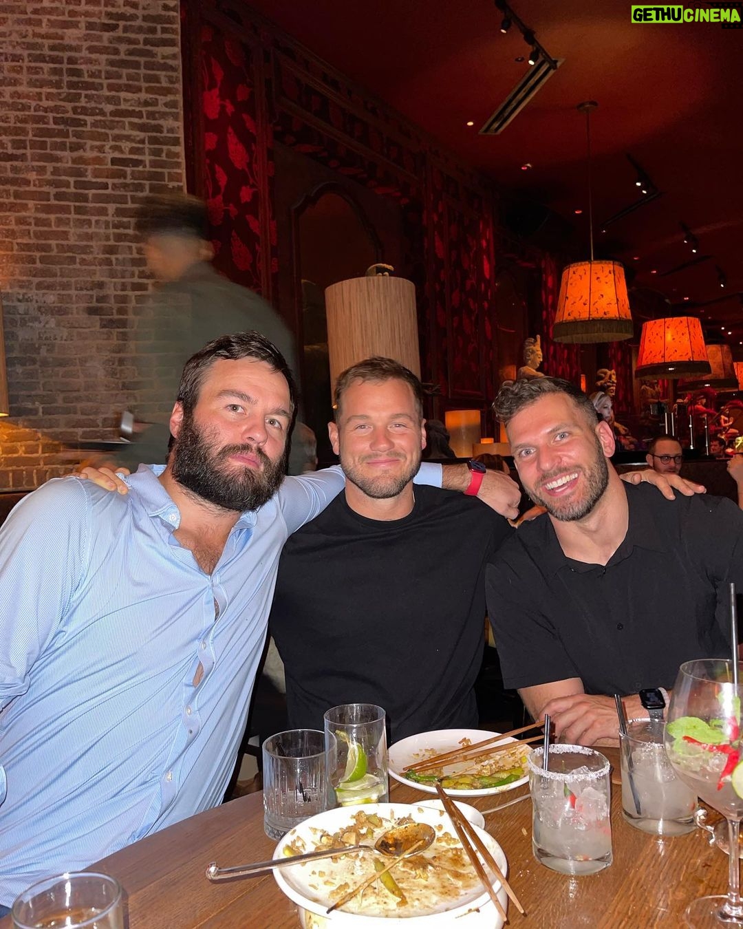Colton Underwood Instagram - life these past few weeks π€πΌπΈ
