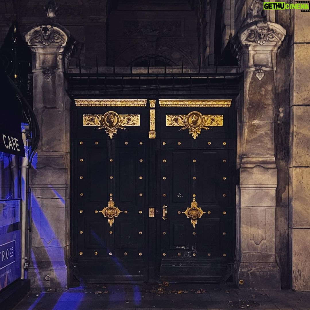 Colton Underwood Instagram - a night out in Paris 🤎 Paris, France