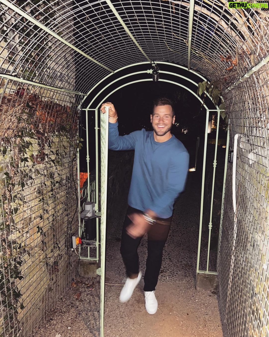 Colton Underwood Instagram - some castles, cottages and malbec 💙 Ireland