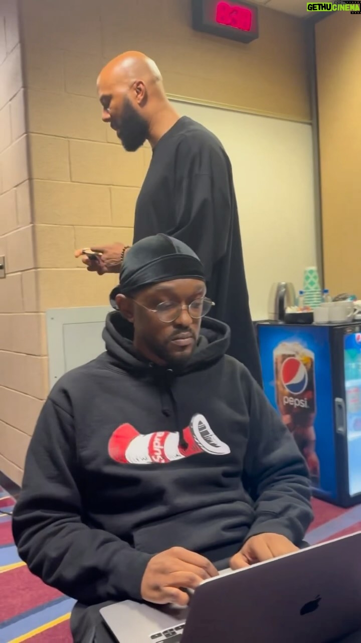 Common - 16.9K Likes - Even tho we’ve been doing this for years, we never cheat the game. We rehearse! We perfect. We prepare! We do all this to give you the best possible show every time! No matter if it’s for 1 person or 1 million people! Shoutout to my brother @questlove and @theroots for always loving and respecting the arts!