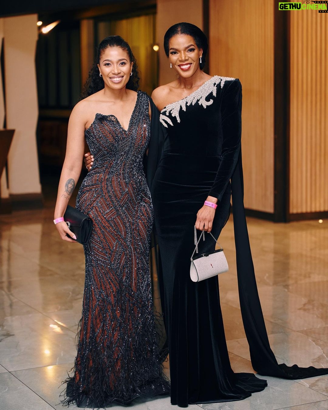 Connie Ferguson - 100.8K Likes - Former Miss What What and former Miss What What you cav?🤪😂❤️
My Sis @houseoftshegofatso and I went out to play with other children on Sunday, where a new Miss South Africa @official_misssa was crowned. A big congratulations to @natasha_joubert . May she shine and excel in her new role!❤️
📷 @_rtcstudios
💄@vuyovaroy
👗 @ngahnyembe