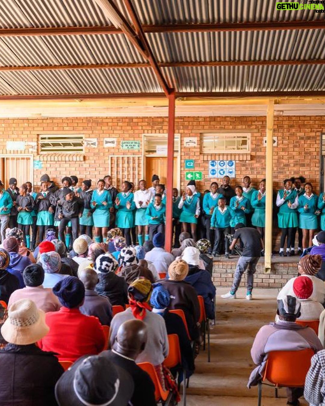 Connie Ferguson Instagram - We serve God by serving others. ๐๐พ Yesterday was a day well spent with the community of Hamanskraal at Adam Masebe Secondary School. We celebrated Nelson Mandela Day with the Collen Mashawana Foundation and the People Matter Foundation, where a borehole, food packs, blankets, books etc. were donated in honor of Madiba. We were honored to partake in such a meaningful event.๐๐พ โNever doubt that a small group of thoughtful, committed citizens can change the world; indeed, itโs the only thing that ever has.โ - unknown Mabogo dinku a thebana.โค๏ธ #nelsonmandeladay2023 #fergusonfoundation #peoplematterfoundation #collenmashawanafoundation
