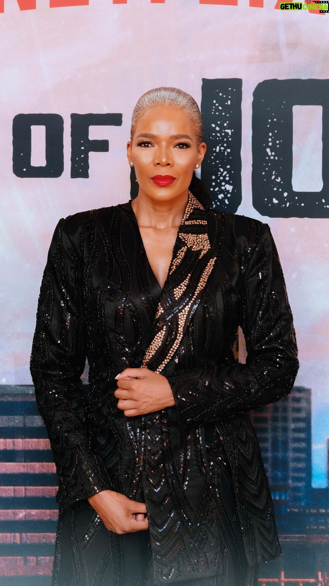 Connie Ferguson Instagram - Itβs #SHOtime baby!π¬ Weβre live!ππ½ππ½ππ½ There can only be ONE king! Who will run Jozi? #KingsOfJoburg season 2 is now streaming, only on Netflix.β #kingsofjoburg #netflixandchill #theSHOgoeson