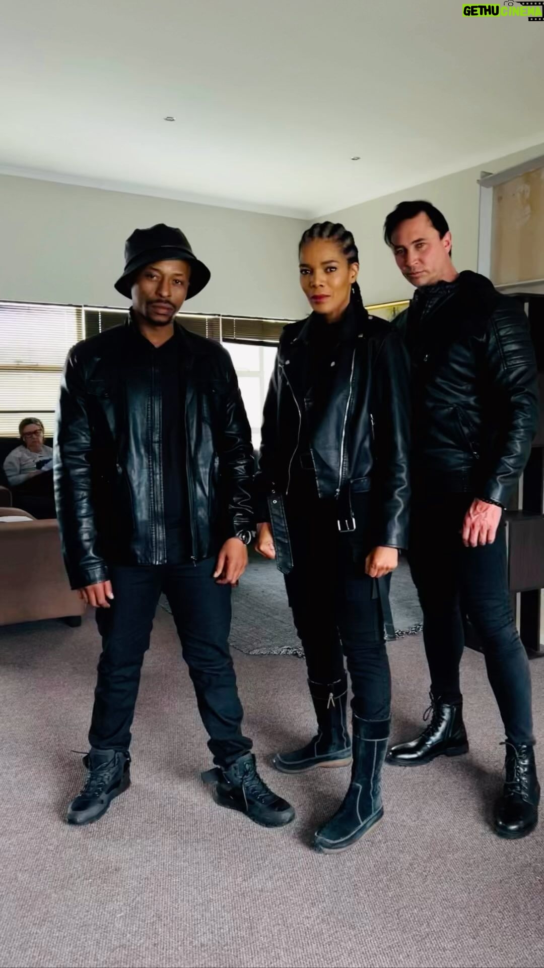 Connie Ferguson Instagram - #kingsofjoburg #theshogoeson #liveloveleavealegacy👑❤️ #whosthatgirl Kings Of Joburg! Coming to you 27 January on Netflix!😬❤️ #netflixandchill @netflixsa @naijaonnetflix @netflixinkenya @zolisaxaluva @thembiseete_ @nnekwa_tsajwa1 @superman76_lrc