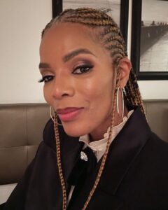 Connie Ferguson Instagram - New hair who dis?😬😍❤️
