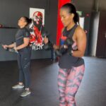 Connie Ferguson Instagram - “Jeso o eme ko ntle!”🤣🤣🤣 I’m done!🤣😂❤️ Love you Sis!🥰😍❤️ Thank you for sharing the pain today!😬💪🏾❤️