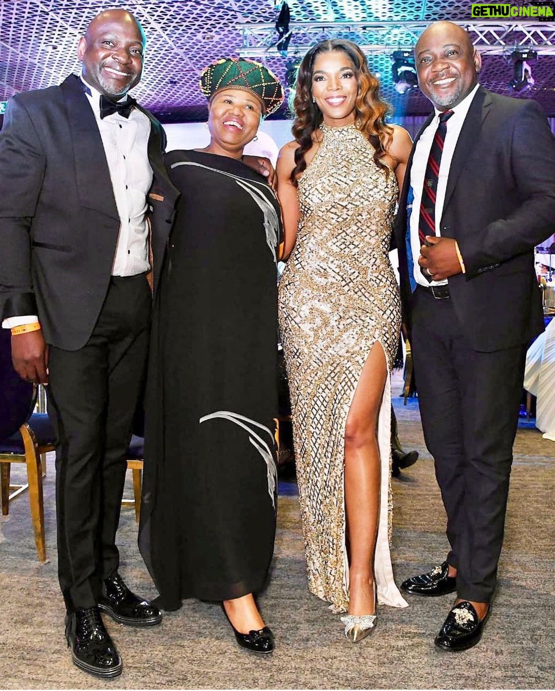 Connie Ferguson Instagram - βMaking one person smile can change the world, maybe not the whole world, but their world.β A picture speaks a thousand words, and this one is so heartwarming I just had to post it! A very happy birthday to you Mr. Mash!ππππ₯³ May God bless you and give you the strength and the stamina to continue inspiring hope in the hopeless. We see you Buddy @collenmashawana ππΎ. Have an awesome one!ππΎβ€οΈ