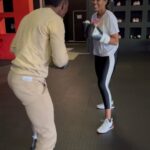 Connie Ferguson Instagram - “To be a champion, you have to see the big picture. It’s not about winning or losing; it’s about everyday hard work, and about thriving on a challenge. It’s about embracing the pain that you’ll experience at the end of a race and not being afraid.” ~ unknown #iconniecfit #boxingqueen #mindbodyspirithealth❤️