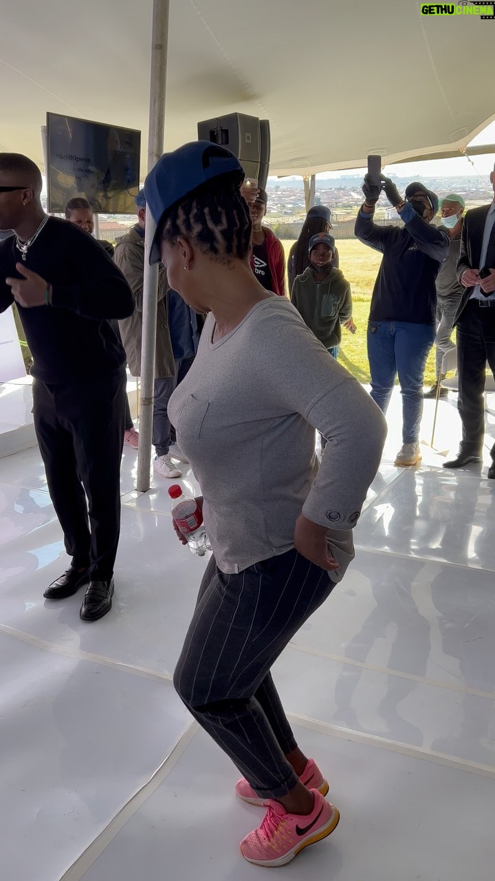 Connie Ferguson - 130.8K Likes - #shonafergusonday
#shonafergusonday2022
Today was a good day! We commemorated my husband’s birthday and celebrated his life in the most meaningful way, with our lovely VIPs at Emdeni Children’s Home. A day filled with activities, music and dance, the order of the day was love and laughter! Everyone #SHOwedupforSHO, got their hands dirty, and danced in closing to celebrate a life well lived!🙌🏾❤️
McDonald's, Cashbuild, Zwane Fin Services, Kuwala Fin Serv, Botle Creations, Mega6 Group, Nono Events, Chef Zondi, Legamo, Ferguson Films, Moseme Holdings, House Of Tshegofatso and Divine Development, thank you all for jumping on board and working with the Ferguson Foundation to make this vision a reality, and birth of #shonafergusonday a memorable one!🙏🏾
The Ferguson Foundation team, God bless your hearts and your tireless work. This is only the beginning!
Colossians 3:23-24
"Whatever you do, work heartily, as for the Lord and not for men, knowing that from the Lord you will receive the inheritance as your reward. You are serving the Lord Christ."
Thank you Father for today. And thank you for your servants who worked heartily! Glory to God.🙏🏾❤️
@chiccoalot was a pleasant surprise!😍 Thank you Sis and Bro for putting the biggest smile on my face!😬🙏🏾❤️
#shonafergusonday
#theSHOgoeson
#liveloveleavealegacy👑❤️