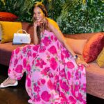 Connie Ferguson Instagram - Happy Monday and a blessed week ahead.😇🌸🌺🌸🌺❤️