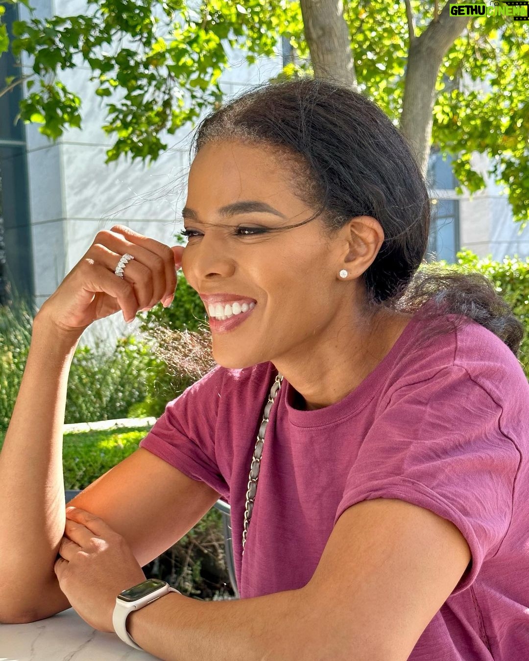 Connie Ferguson Instagram - @telletroliene Here you go!😇❤️ Happy Friday and blessed weekend ahead Fam.🙏🏾❤️