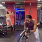 Connie Ferguson Instagram - It’s amazing what our bodies can do, if the mind is right! You get?😬 Peace Kings and Queens!✌🏾💪🏾🥊❤️ #iconniecfit #spiritmindbodyhealth❤️