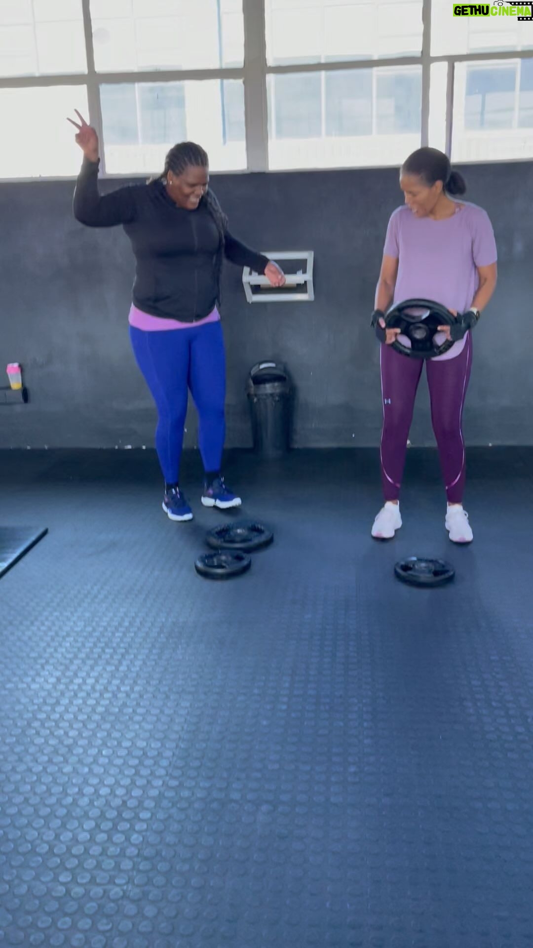 Connie Ferguson Instagram - π€£π€£π€£ I love her so much!ππ½ππ½ππ½ A whole mood!π₯°π₯°π₯° If your gym partner is not such a vibe, itβs chai! Dump them!πππβ€οΈ Love you my Banas!π₯°ππβ€οΈ @astoshiah