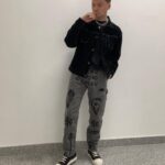 Conor Maynard Instagram – We thinking tucked or not tucked? 🤔