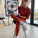 Conor Maynard Instagram - I’ve been waiting to announce this for a very long time, but the fact that I can finally sit here after so long and officially call myself an independent artist is a goal that I thought I’d never be able to achieve. Words can’t express how I feel right now. ‘Crowded Room’ is my first ever release as an independent artist and I honestly hope you love it as much as I do. Thank you for your continuous and endless support. I wouldn’t be where I am today without any of you. Link to the song is in my bio. 💙