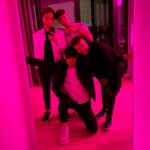 Conor Maynard Instagram - The pink ladies.