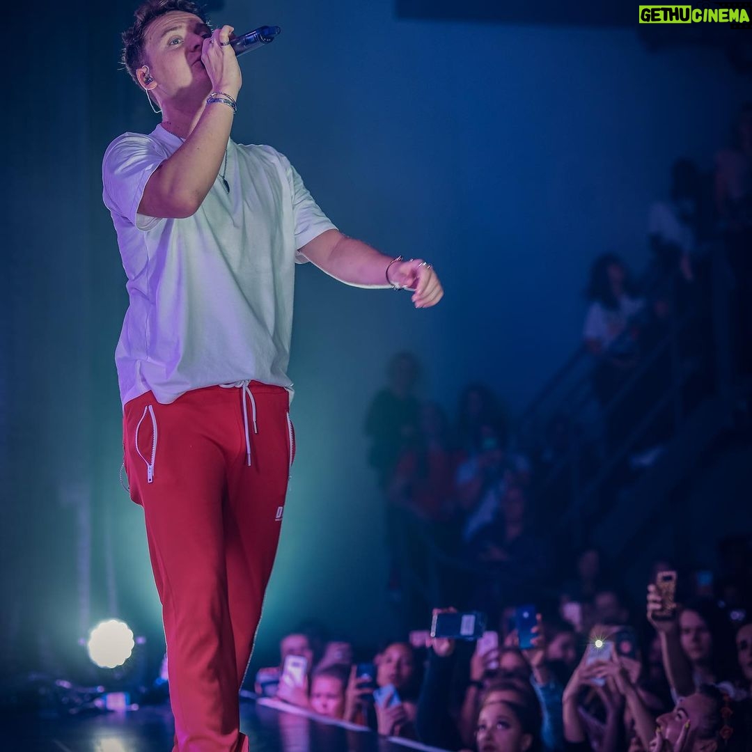 Conor Maynard Instagram - Shots from Melkweg Amsterdam. US tour starts in 2 days, sit tight Washington 🇺🇸