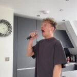 Conor Maynard Instagram - I swear I’ll remember to plug in the microphone on the night.