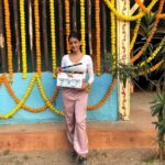 Cookies Swain Instagram - My new project "Meri Maa Karma" 🎬 in Hindi and Chattisgarhi dual language coming in this April. A new and cherishable experience ✨️ feeling blessed to be a part of this wonderful venture. Mumbai - मुंबई
