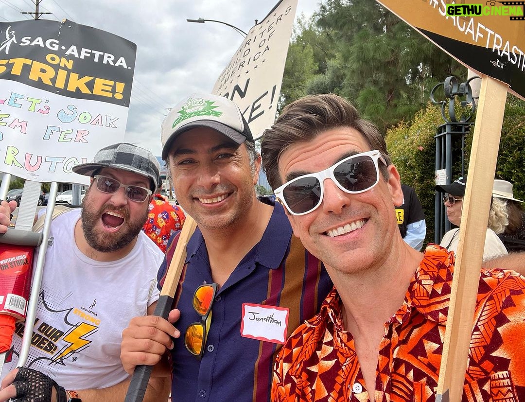 Cooper Barnes Instagram - It’s always a pleasure to see ANY of these people- but to see them all together? What a great day. Shoutout to Robyn Wiley Pratt for organizing this march in solidarity/ mini-reunion. ❤️💪🏻#unionstrong #sagaftrastrike #HenryDanger #DangerForce