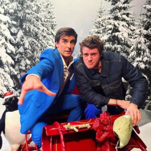Cooper Barnes Instagram - Feliz Navidudes. 🛷
