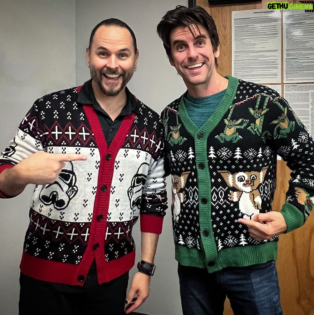 Cooper Barnes Instagram - ๐Just a couple Dudes in Cool Sweaters! My dude @therealcooperbarnes ๐ #starwars #gremlins #stormtrooper #gizmo #christmassweater #cooperbarnes #captainman #raymanchester Los Angeles, California
