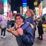 Cooper Barnes Instagram - The Barnes family ❤️ NYC.