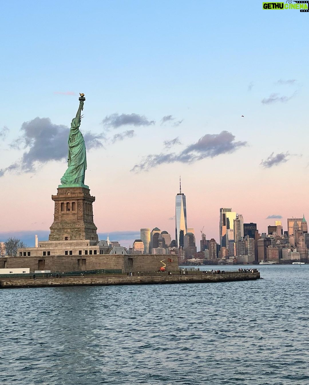 Cooper Barnes Instagram - Lady Liberty. She’s incredible. 🗽