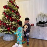 Coralie Porrovecchio Instagram - Très bonne fêtes à vous tous, pensée à ceux pour qui c’est plus difficile. Chérissez vos proches et profitez de ces moments ensemble. 🎄🥰