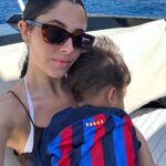 Coralie Porrovecchio Instagram - Journée en bateau avec les trois hommes de ma vie 🌈💛
