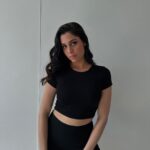Coralie Porrovecchio Instagram - Ça faisait longtemps que je ne m’étais pas aussi bien sentie dans mon corps ! Ce n’a pas été facile tous les jours mais les résultats sont enfin là ☺️