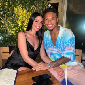 Coralie Porrovecchio Instagram - Summer with love 🧡