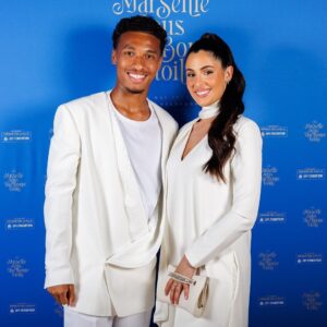 Coralie Porrovecchio Instagram - Dad and mum 🤍 #om #galafondationom