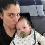 Coralie Porrovecchio Instagram - 730 jours sont passés… Aujourd’hui tu as deux ans, deux ans que ton petit cœur nous remplit d’amour et de joie . Que tes pleurs se transforment en cris de joie mais que ton sourire ne change pas . Je ne laisserai jamais personne te faire du mal et je te donnerai le monde car tu le mérites . Continue à être ce merveilleux petit être et tu accompliras tout ce dont tu rêves avec maman et papa à tes côtés . Je t’aime mon étoile et sache que je ne te lâcherais jamais la main 🤍 Joyeux anniversaire Kingsley