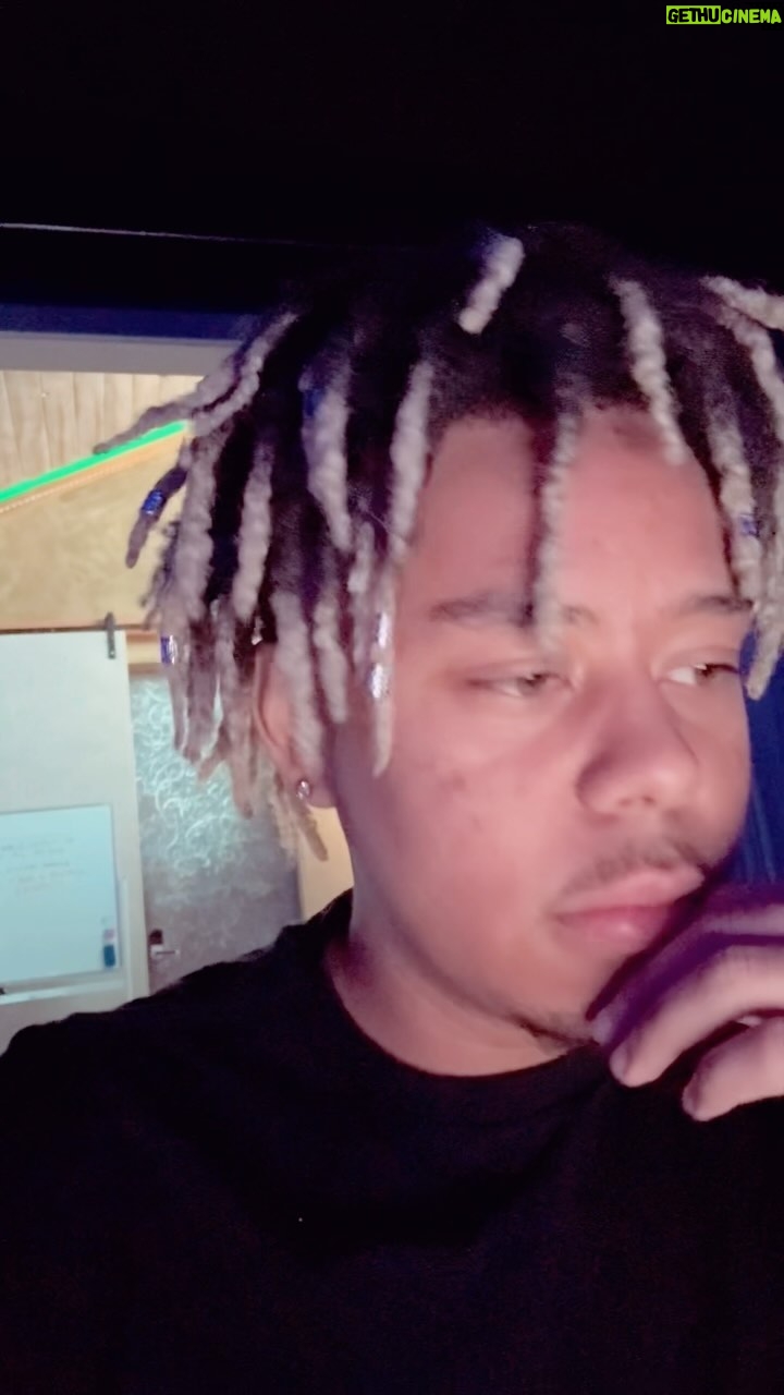 Cordae Instagram - 1K comments and I’ll drop a Evil Ways Freestyle… just sum writing drills
