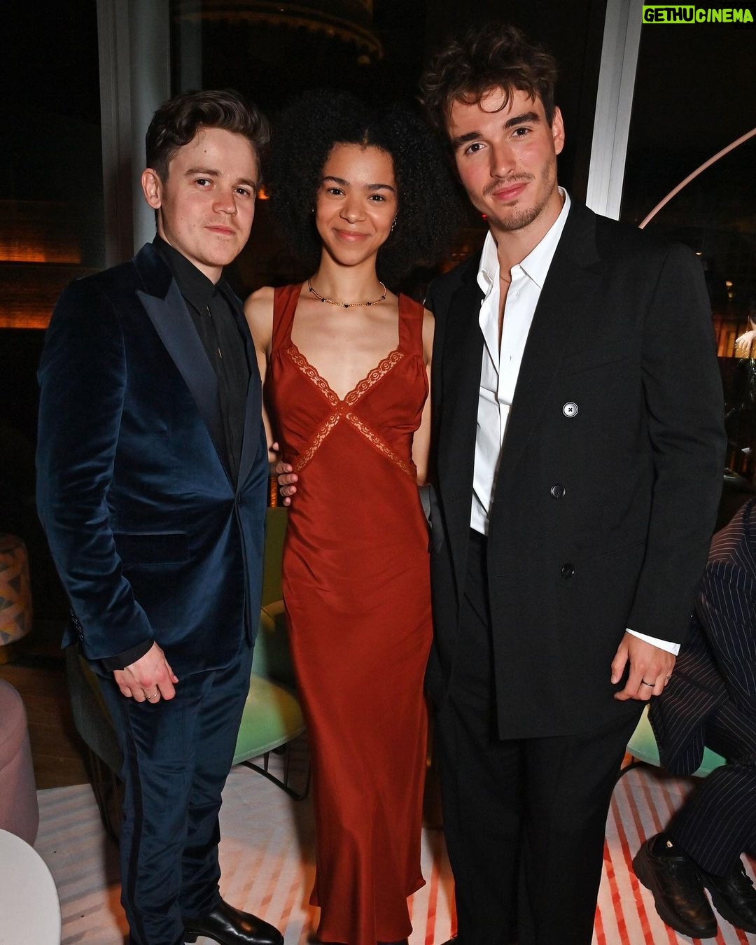 Corey Mylchreest Instagram - Wowza. Thank you very kindly @bafta @vanityfair @ee . What a night. Great to see some of the #queencharlotte crew and to have a mini @royalacademyofdramaticart reunion with @maireadtyers and @jesperjones Styling by @hollyevawhite Suit by @hermes Photography @davebenett & @jamesdkelly