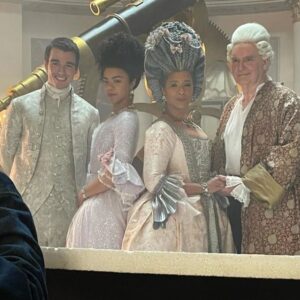 Corey Mylchreest Instagram - Apparently there's a show out today?! Who'da thunk it?? These are the guys who made some of the best months of my life 🤠
@bridgertonnetflix #queencharlotte