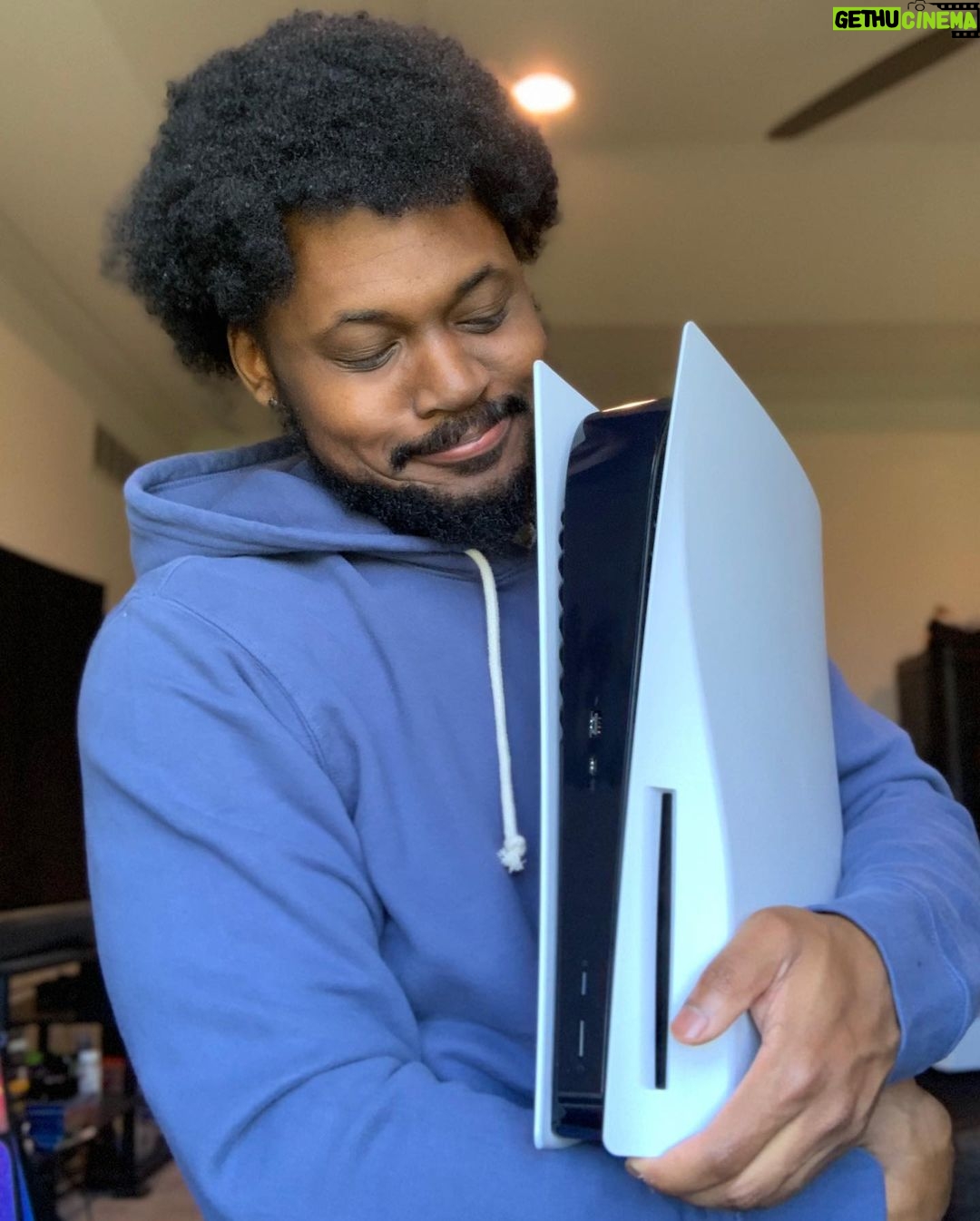 Cory Kenshin - 441.7K Likes - You about to make me act up 🥴💙
@playstation #playstation #playstation5 #paid #PS5