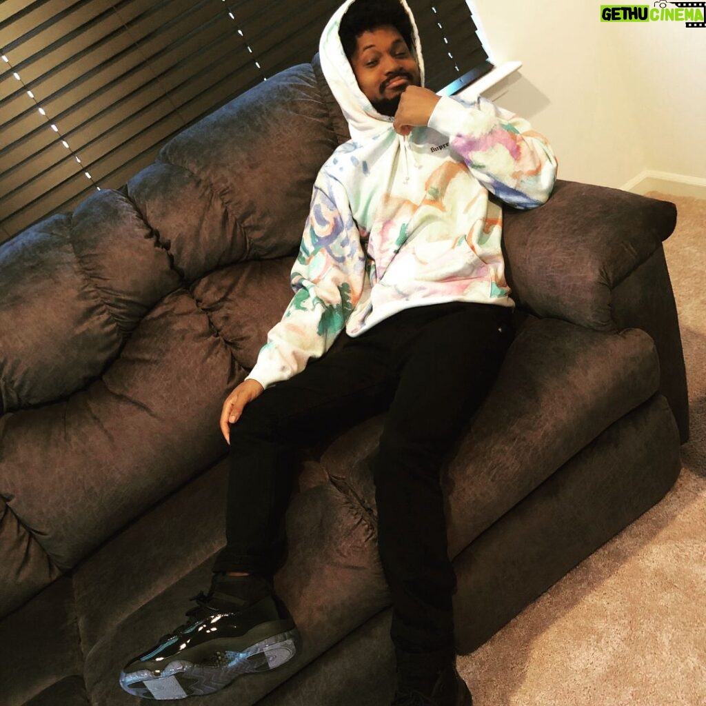 Cory Kenshin Instagram - “Imma just sit on this couch in the corner til the party over”