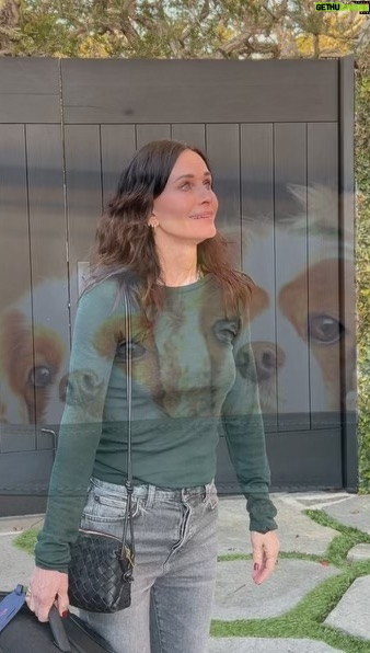 Courteney Cox Instagram - It’s hard when I leave 🐶🐶🥲…😳